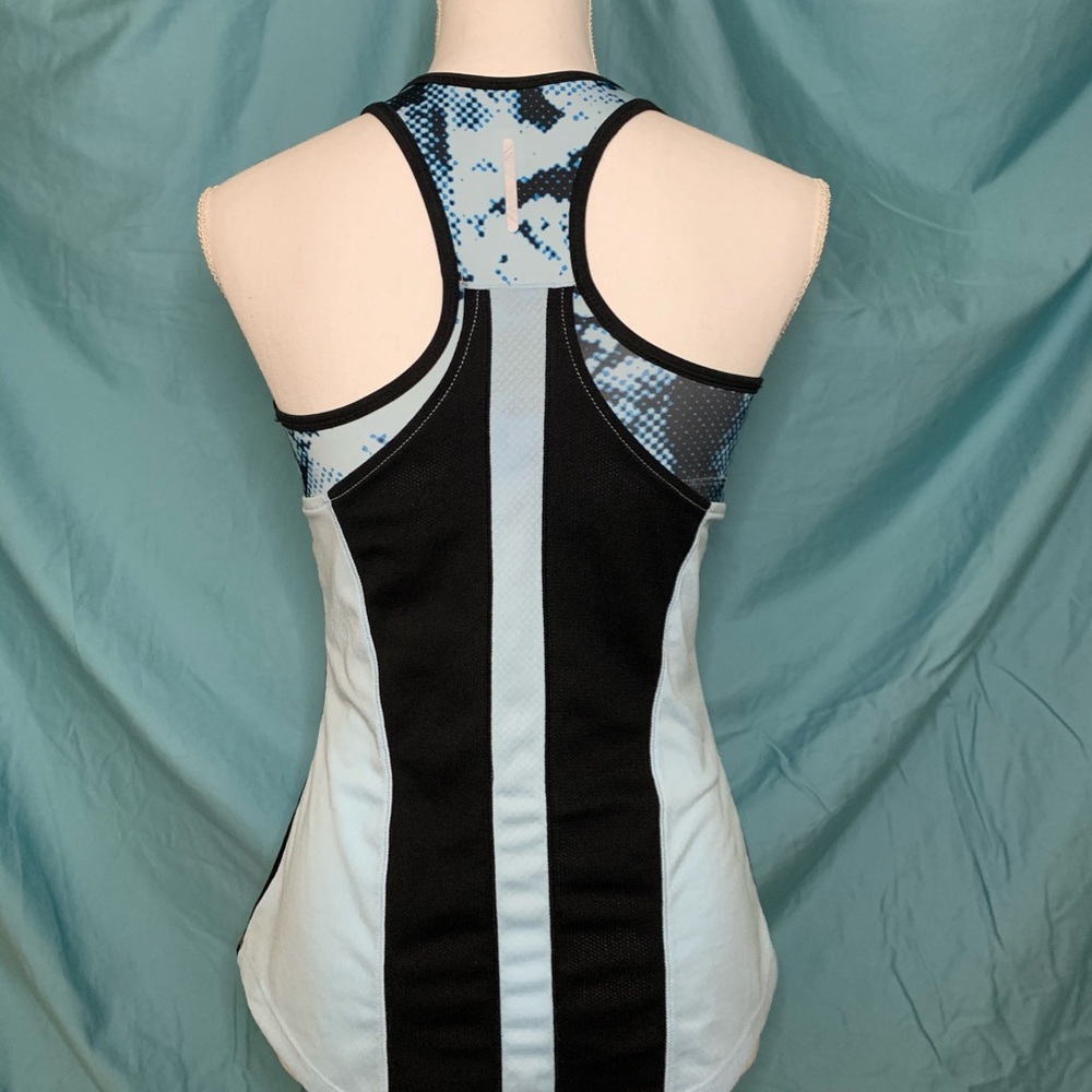 Workout Tank - Picture 2 of 3